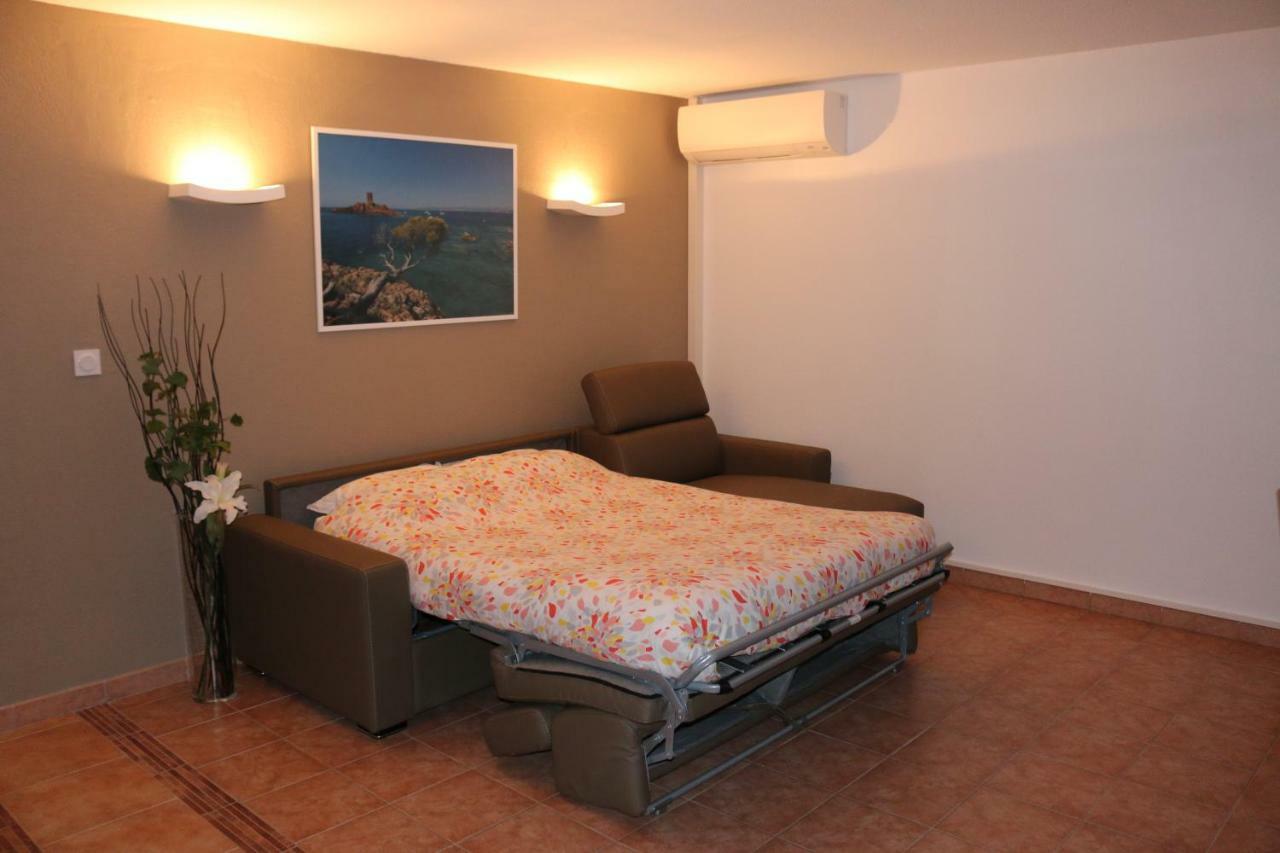 Coeur De Frejus, L'Amphitheatre, Appartement 3 Pieces Climatise, Terrasse, Barbecue, Piscine & Parking Экстерьер фото